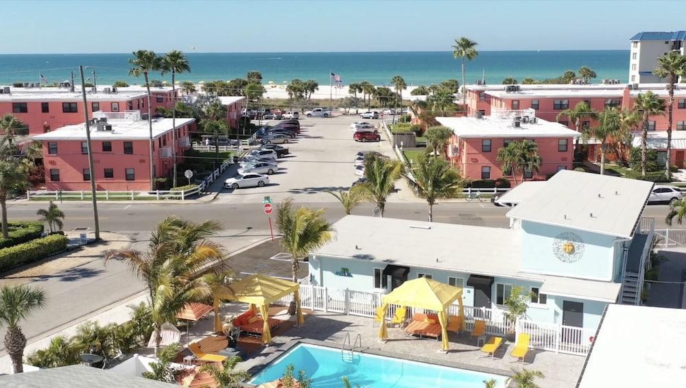 The Villas At St Pete Beach St. Pete Beach Exterior photo